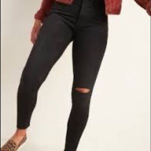 Old Navy Black High Rise Skinny Jean
